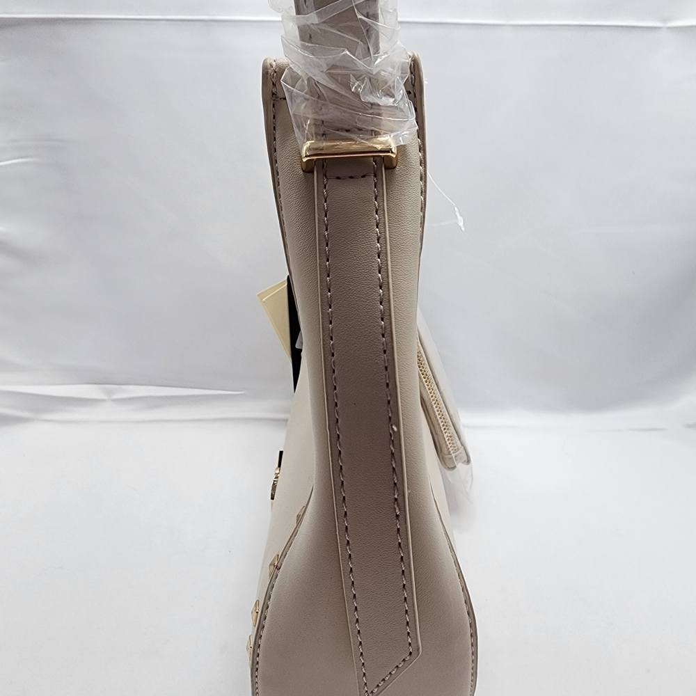 Valentino Orlandi Cream Shoulder Bag with Gold Accents - Picture 8 of 11